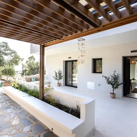 Aella Exclusive Residences Lefkada アパート ミクロス・ギアロス